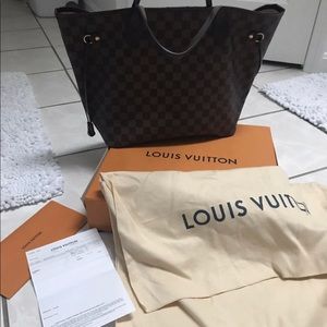 Authentic 💯 Louis Vuitton Bag NeverFull MM!
